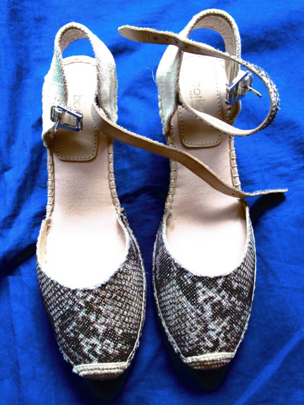WOMEN'S SANDAL-BOTKIER-8.5-ABSOLUTE MINT CONDITION--SPARKLE DESIGN